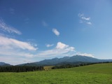 草原より.....大雪山!!