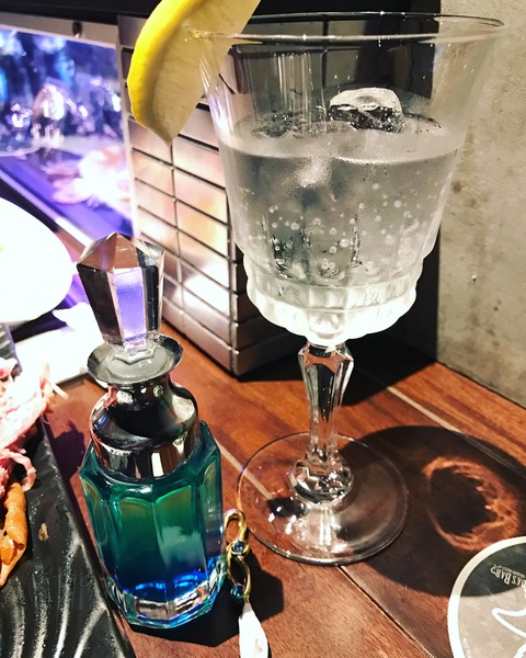 まほうの小ビン1