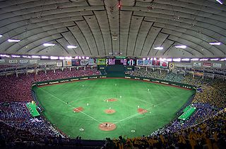 320px-Tokyo_Dome_2007-2