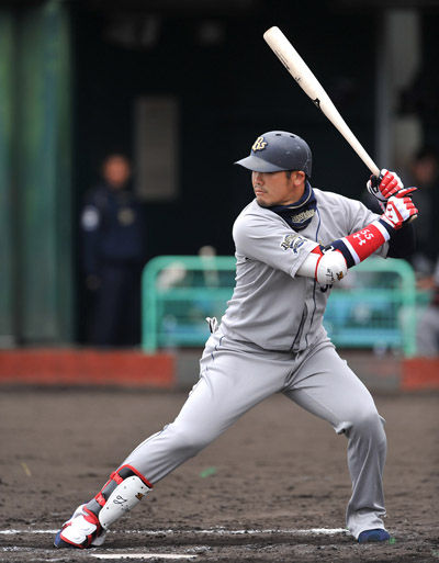 t-okada-001