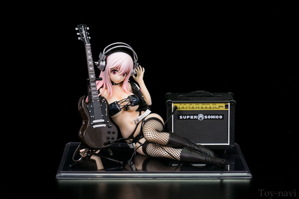 sonico-After-The-Party-12