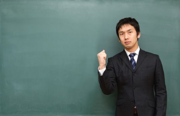 経済ニュース - 学歴コンプを解消する為に「おっさん」が大学行くのってアリ？