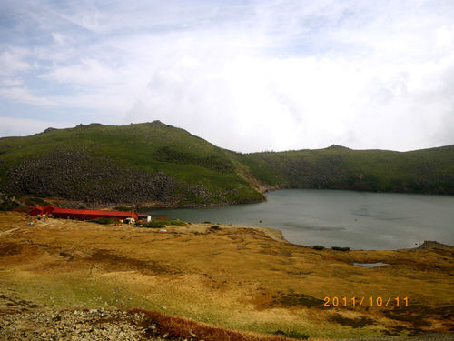 火山の湖