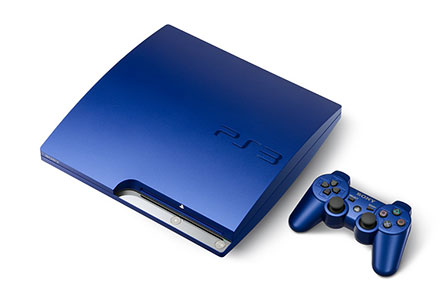 PS3 本体　チタニアムブルー　グランツーリスモ PS3に新色（限定色）タイタニウム・ブルーが登場。 : 蝿が一匹