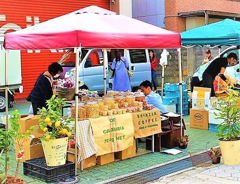 fleuristeLucia出店風景