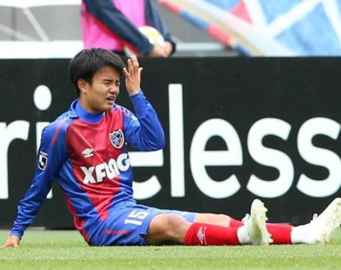 サッカー