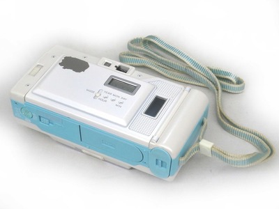 minolta_af-e_courreges_b