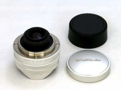 voigtlander_super_wide_heliar_15mm_b