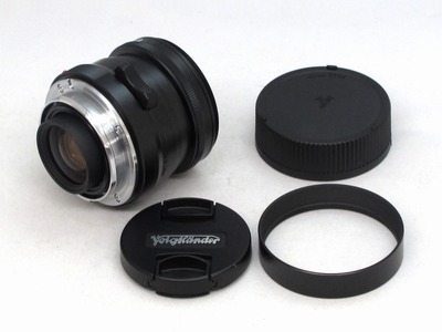 voigtlander_ultron_28mm_vm_b