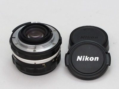 nikon_auto_nikkor-hc_50mm_b