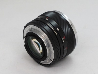 carl_zeiss_planar_50mm_zf_b