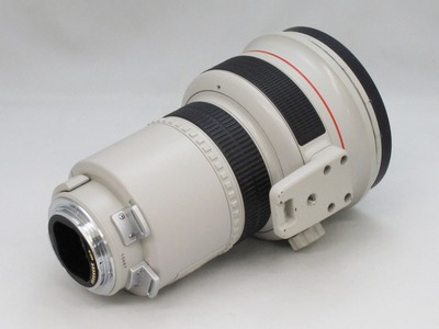 canon_ef_200mm_b