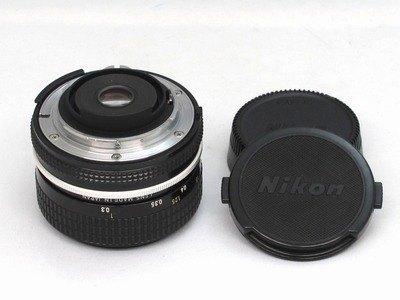 nikon_new_nikkor_28mm_b