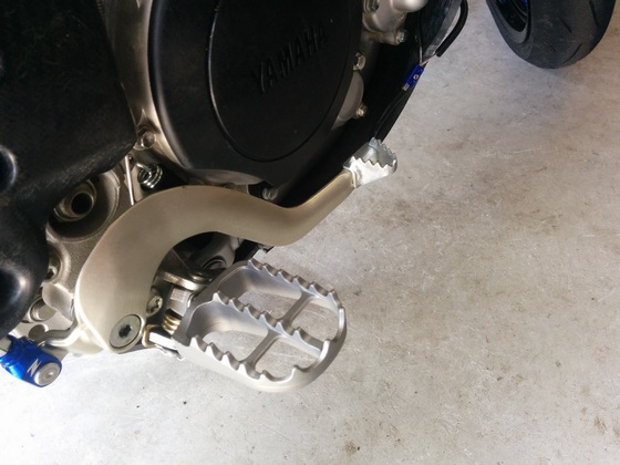 【未使用】DRC WR250X WR250R 鍛造ブレーキペダル Webike | DRC ディーアールシー 鍛造ブレーキペダル WR250R／X