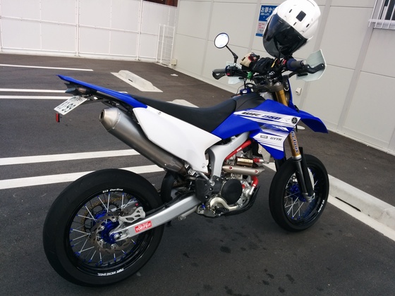 【本物カーボン 綾織】WR250R WR250X フォークアンダーカバー 左右 d04cc42b-s.jpg