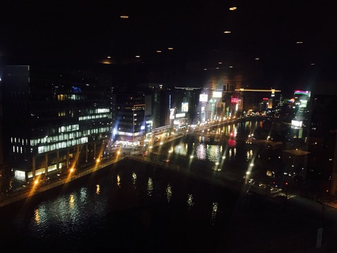 2016-04-09-21-35-38