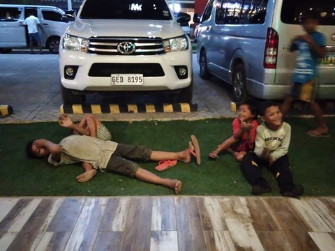 47572134_339885680145603_6861689552235397120_n (640x480)