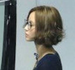 芸能 堀北真希 茶髪ショートに 親子3人の休日で見せた激変の今 フリーダム ルーム