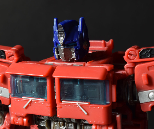 TFスタジオシリーズ SS-30 オプティマスプライム : from.おもちゃ部屋