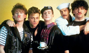 世界が目を丸くしたFrankie Goes to Hollywood「Relax」MV (1983)