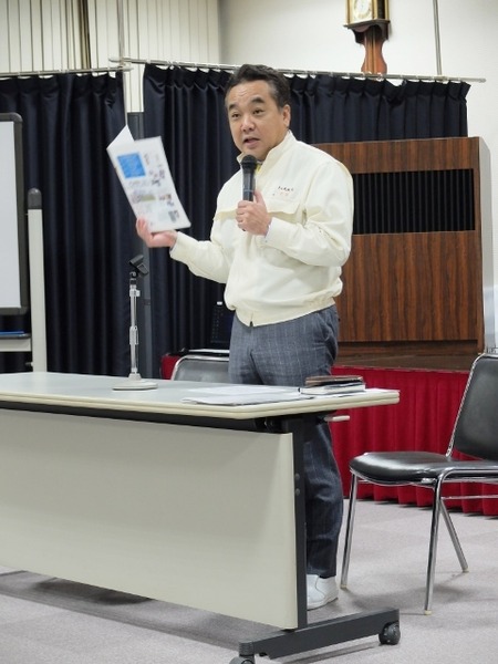中田社長からトモヱ乳業の概要説明