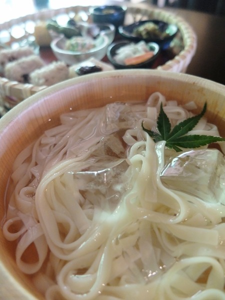 山苞膳