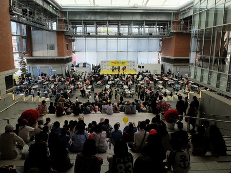 六角堂広場でもイベントが。