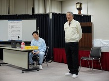 担当係長・小川専務から説明