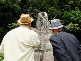 何やら話し合うふたりw