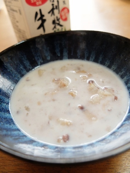 梅ヶ枝餅でつくるミルクぜんざい