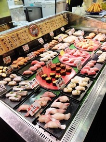 美味しそうなお寿司が並んでます♪