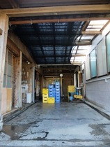 建物は木造です