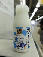 味想百盛「味想百盛 搾りたてジャージー牛乳」17年08月