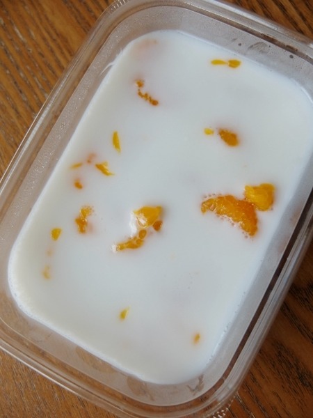 山口県防府市の牛乳寒天。