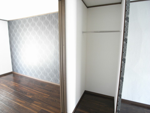 R0025833