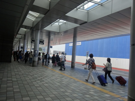 1-福岡空港DSC08230