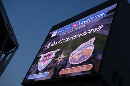18-DSC06377