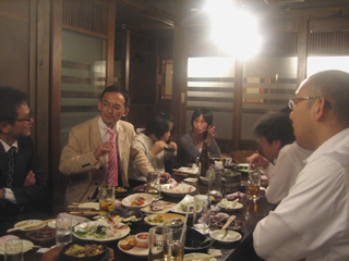 ネクタイの巻き方 ネクタイの結び方 ネクタイの締め方 エッジ2008