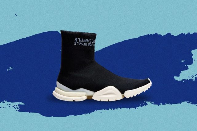 052018_REBOKSOCK_3x2