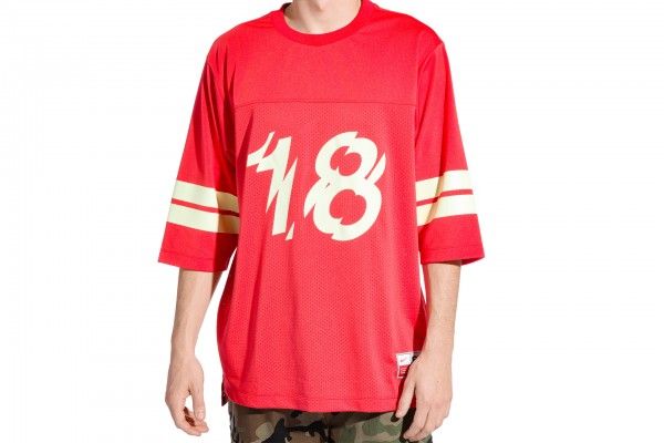 Nike-SB-ANTI-HERO-SBXAH-JERSEY-AJ2249-688-01_2_600x600
