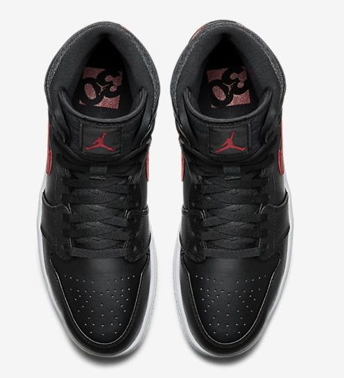 Air-Jordan-1-OG-332550_012_D_PREM