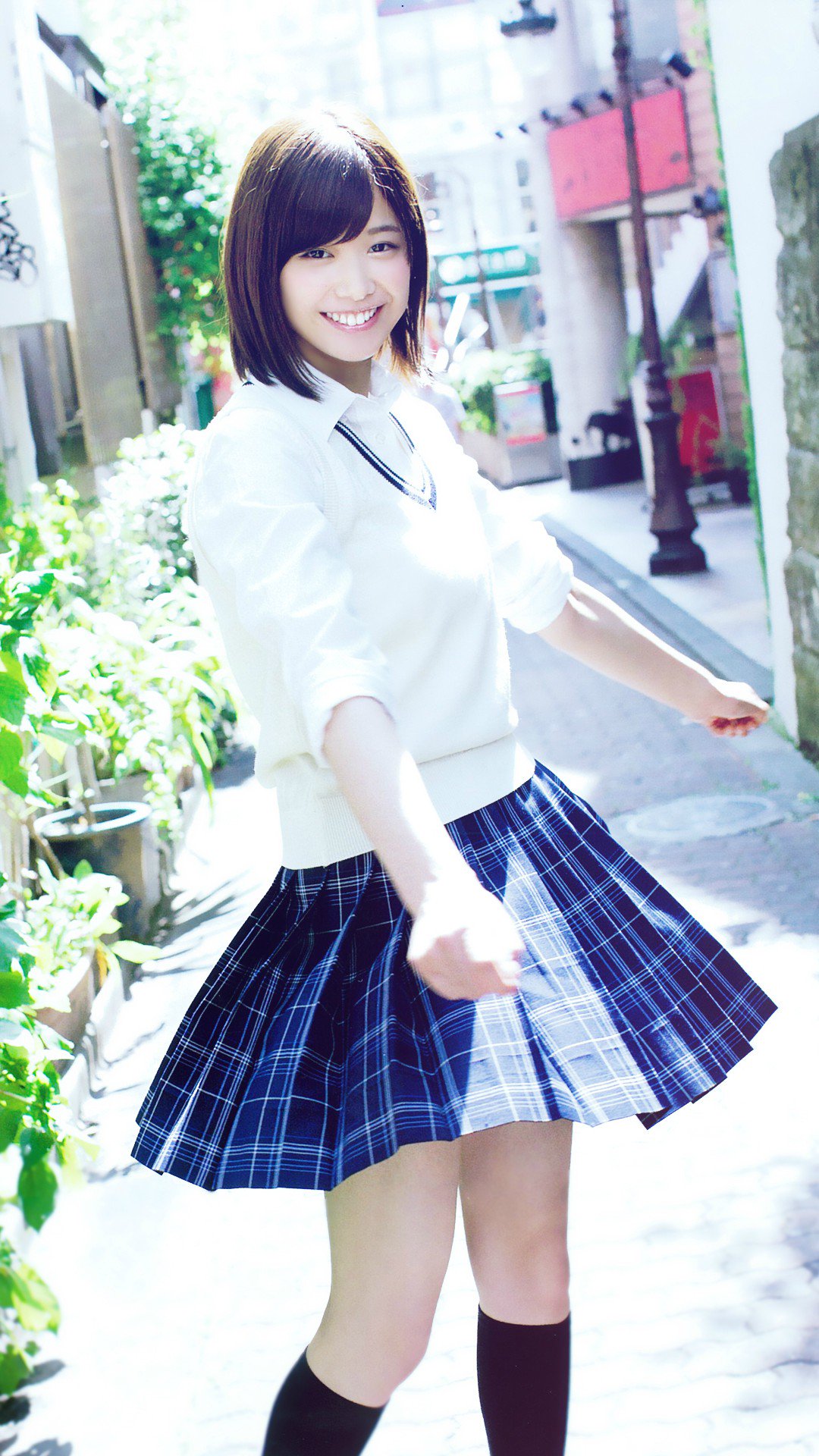 欅坂46 渡邉理佐、志田愛佳 FLASHスペシャルグラビアBEST2016秋号