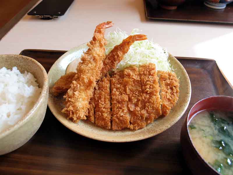 とんかつ 扇亭