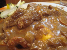 真寿舎 オムカレー アップ