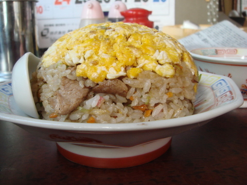 チャーハン大盛 横なめ