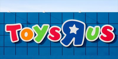 o-TOYS-R-US-facebook