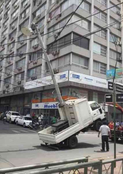 crazy-car-crashes-26