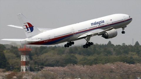 AP_file_Malaysia_Airlines_777_bc_140508_16x9_992