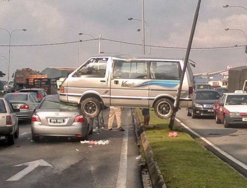 crazy-car-crashes-1