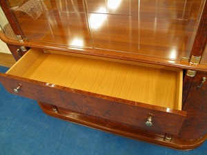 イタリア輸入家具・中古キャビネット